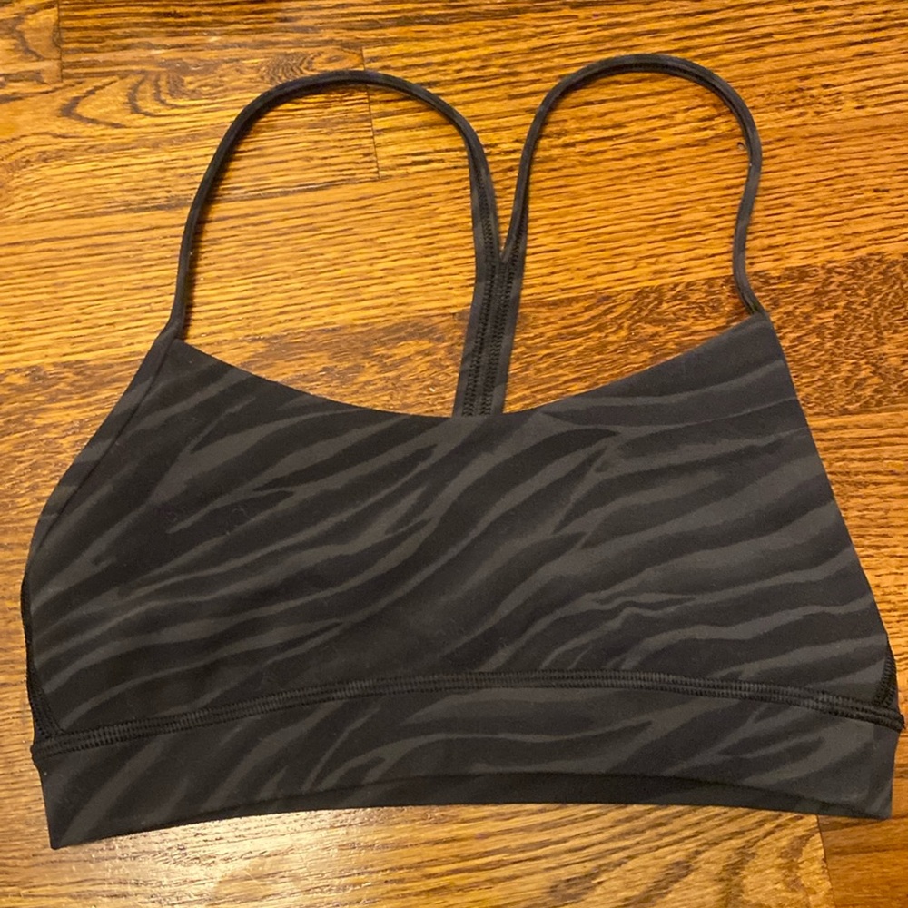 Lululemon Flow Y sports bra